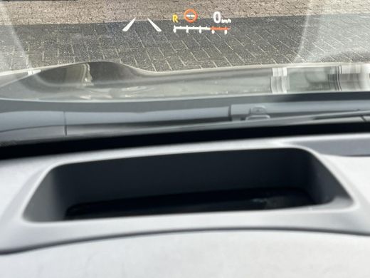 Toyota Yaris Cross 1.5 Hybrid Adventure | Navigatie | Head up display | Stoelverwarming | 18 inch LM-velgen | ActivLease financial lease