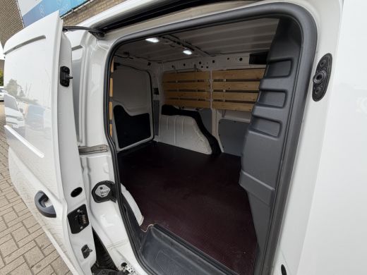 Volkswagen Caddy 1.5 TSI EURO 6 Comfort CarPlay/Cruise Control/Parkeersensoren ActivLease financial lease
