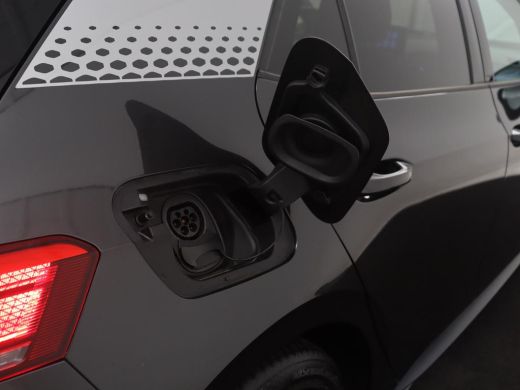 Volkswagen ID.3 | SOH 88,1% | Adaptive cruise | Stoelverwarming | Climate control | Sfeerverlichting | Carplay | ... ActivLease financial lease