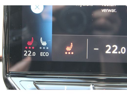 Volkswagen ID.5 Pro 77 kWh SOh 95% LED PANO NAVI TREKHAAK 83000KM!!! ActivLease financial lease