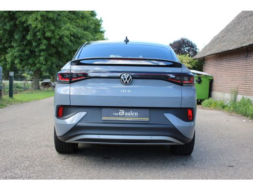 Volkswagen ID.5 Pro 77 kWh SOh 95% LED PANO NAVI TREKHAAK 83000KM!!! ActivLease financial lease
