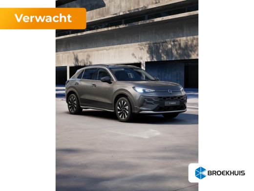 Volkswagen T-Roc Life Edition | 'App-Connect' draadloze smartphone integratie | 30,5 cm display met 2D en 3D weerg... ActivLease financial lease