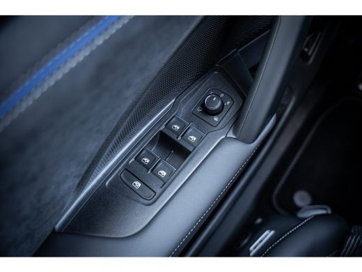 Volkswagen Tayron R-Line Edition | 'App-Connect' draadloze smartphone integratie | Automatische afstandsregeling (A... ActivLease financial lease