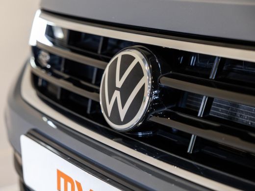 Volkswagen Tiguan 1.5 TSI 2x R-Line / 150pk / NAP / IQ Light / Automatische klimaatregeling / ActivLease financial lease