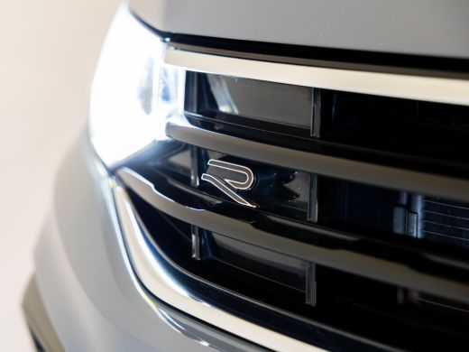 Volkswagen Tiguan 1.5 TSI 2x R-Line / 150pk / NAP / IQ Light / Automatische klimaatregeling / ActivLease financial lease