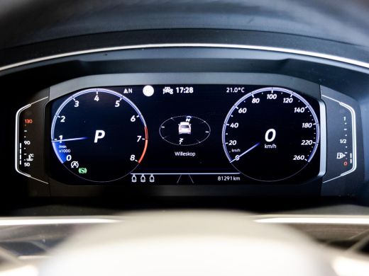 Volkswagen Tiguan 1.5 TSI 2x R-Line / 150pk / NAP / IQ Light / Automatische klimaatregeling / ActivLease financial lease