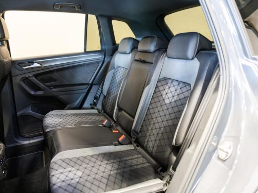 Volkswagen Tiguan 1.5 TSI 2x R-Line / 150pk / NAP / IQ Light / Automatische klimaatregeling / ActivLease financial lease