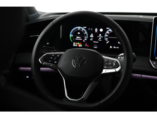 Volkswagen Tiguan 1.5 TSI eHybrid 150 kW Life SOH 100% | LED koplampen | Lichtmetalen velgen 18" | Rondomzicht camera ActivLease financial lease