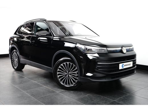Volkswagen Tiguan 1.5 TSI eHybrid 150 kW Life SOH 100% | LED koplampen | Lichtmetalen velgen 18" | Rondomzicht camera ActivLease financial lease