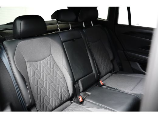 Volkswagen Tiguan 1.5 TSI eHybrid 150 kW Life SOH 100% | LED koplampen | Lichtmetalen velgen 18" | Rondomzicht camera ActivLease financial lease