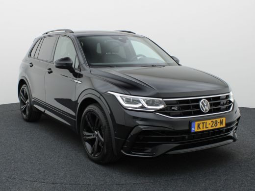 Volkswagen Tiguan 1.5 TSI R-Line Business | Black Style | IQ Light | Side Assist | Elk. A-klep | Camera | Prijs Rij... ActivLease financial lease