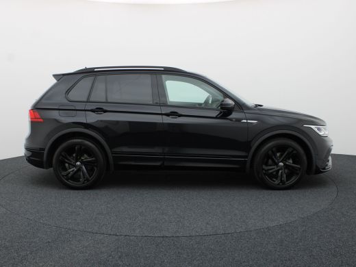 Volkswagen Tiguan 1.5 TSI R-Line Business | Black Style | IQ Light | Side Assist | Elk. A-klep | Camera | Prijs Rij... ActivLease financial lease