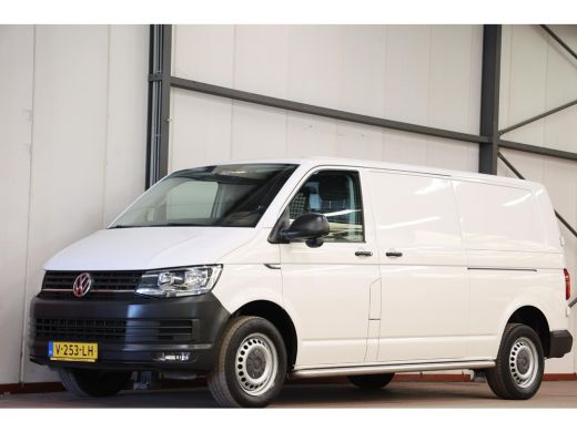 Volkswagen Transporter 2.0 TDI 150PK L2H1 LANG DSG AUTOMAAT ActivLease financial lease