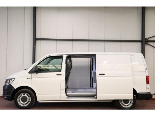 Volkswagen Transporter 2.0 TDI 150PK L2H1 LANG DSG AUTOMAAT ActivLease financial lease