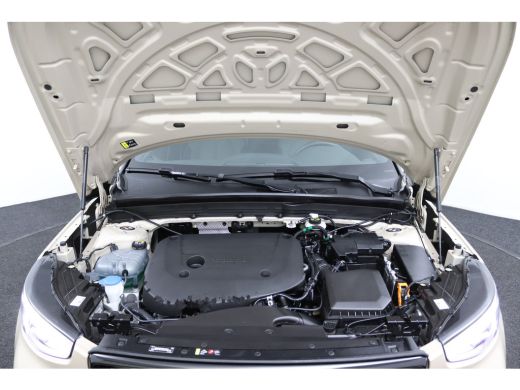 Volvo  XC40 2.0 B4 Plus Dark | Trekhaak | Sand Dune! | Haman/Kardon | Allseason | Camera | ActivLease financial lease