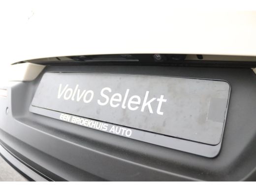 Volvo  XC40 2.0 B4 Plus Dark | Trekhaak | Sand Dune! | Haman/Kardon | Allseason | Camera | ActivLease financial lease