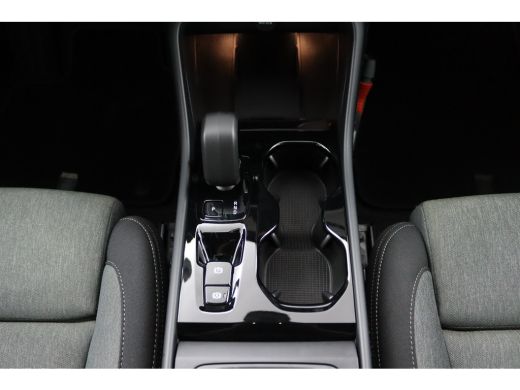 Volvo  XC40 2.0 B4 Plus Dark | Trekhaak | Sand Dune! | Haman/Kardon | Allseason | Camera | ActivLease financial lease