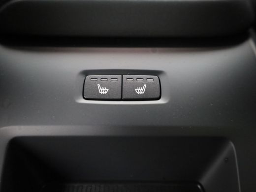 Volvo  XC60 2.0 T6 Plug-in hybrid AWD Plus Dark | Trekhaak | Panodak | Dode Hoek | 360 Camera | Harman Kardon... ActivLease financial lease