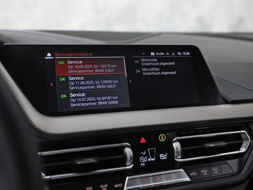 BMW 1 Serie 118i M Sport Automaat (APPLE CARPLAY, M PAKKET, GROOT NAVI, LEDER, SPORTSTOELEN, SFEERVERLICHTING... ActivLease financial lease