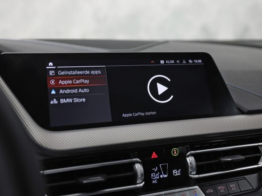 BMW 1 Serie 118i M Sport Automaat (APPLE CARPLAY, M PAKKET, GROOT NAVI, LEDER, SPORTSTOELEN, SFEERVERLICHTING... ActivLease financial lease