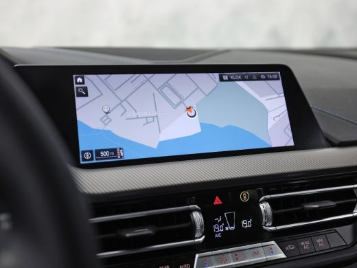 BMW 1 Serie 118i M Sport Automaat (APPLE CARPLAY, M PAKKET, GROOT NAVI, LEDER, SPORTSTOELEN, SFEERVERLICHTING... ActivLease financial lease