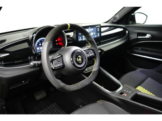 Abarth 600e Turismo 54 kWh 240 pk Fiat | 11 kW lader | Airco (automatisch) | Apple Carplay/Android Auto|telef... ActivLease financial lease