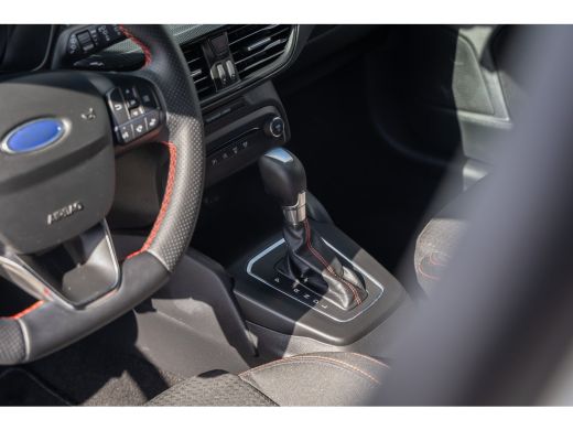 Ford Focus 1.0 EcoBoost Hybrid ST Line | Cruise control | Parkeersensoren Voor/Achter | Apple Carplay/Androi... ActivLease financial lease