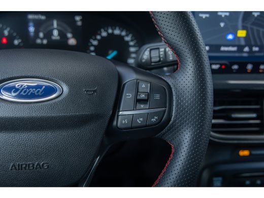 Ford Focus 1.0 EcoBoost Hybrid ST Line | Cruise control | Parkeersensoren Voor/Achter | Apple Carplay/Androi... ActivLease financial lease