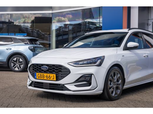 Ford Focus 1.0 EcoBoost Hybrid ST Line | Cruise control | Parkeersensoren Voor/Achter | Apple Carplay/Androi... ActivLease financial lease