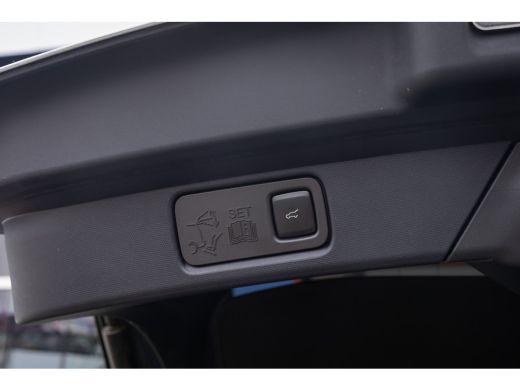 Ford Mustang Mach-E Mach-E RWD 75 kWh | Panoramadak | LEDER | Apple Carplay | L.M. Velgen | Trekhaak | Achteruitrijca... ActivLease financial lease