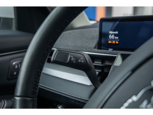 Ford Mustang Mach-E Mach-E RWD 75 kWh | Panoramadak | LEDER | Apple Carplay | L.M. Velgen | Trekhaak | Achteruitrijca... ActivLease financial lease