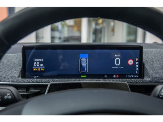 Ford Mustang Mach-E Mach-E RWD 75 kWh | Panoramadak | LEDER | Apple Carplay | L.M. Velgen | Trekhaak | Achteruitrijca... ActivLease financial lease