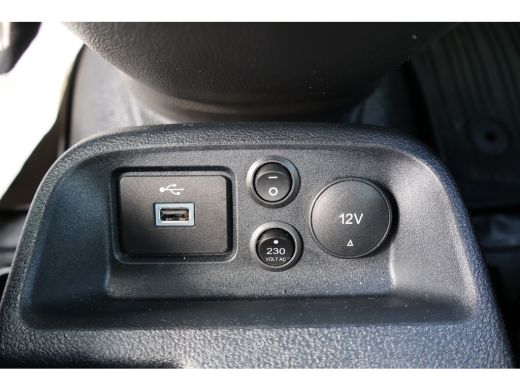 Ford Transit Connect 1.5 EcoBlue L2 Trend Airco Achterklep ActivLease financial lease