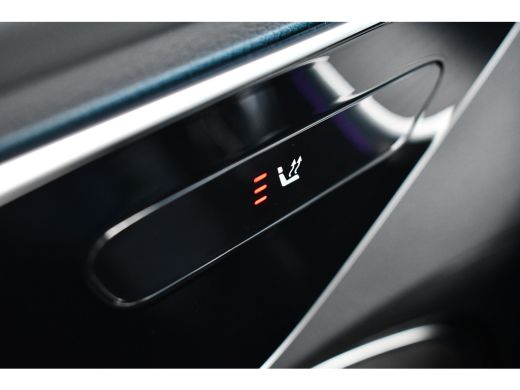 Mercedes-Benz C-Klasse Estate 300 e AMG Line Distronic Night Leder laser-LED ActivLease financial lease