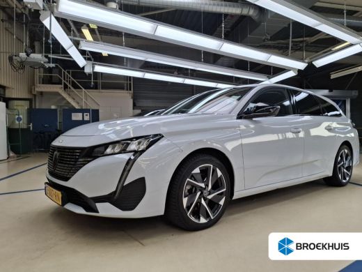 Peugeot 308 SW 1.2 PureTech 130pk EAT8 Allure | Automaat | Navigatie | Camera | All season | Trekhaak | 1.400... ActivLease financial lease
