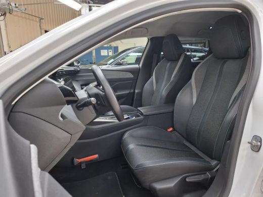 Peugeot 308 SW 1.2 PureTech 130pk EAT8 Allure | Automaat | Navigatie | Camera | All season | Trekhaak | 1.400... ActivLease financial lease