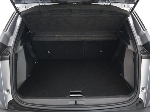 Peugeot e-2008 EV ALLURE 50 kWh + CAMERA | LED | CARPLAY | STOELVERW. ActivLease financial lease