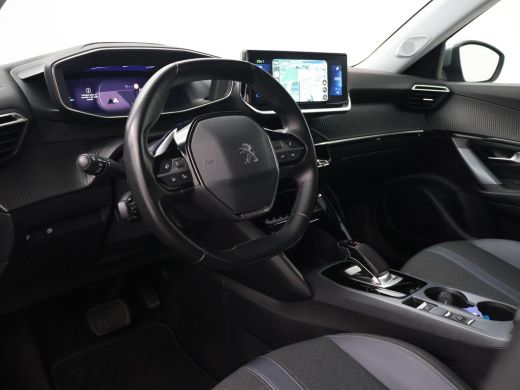 Peugeot e-2008 EV ALLURE 50 kWh + CAMERA | LED | CARPLAY | STOELVERW. ActivLease financial lease