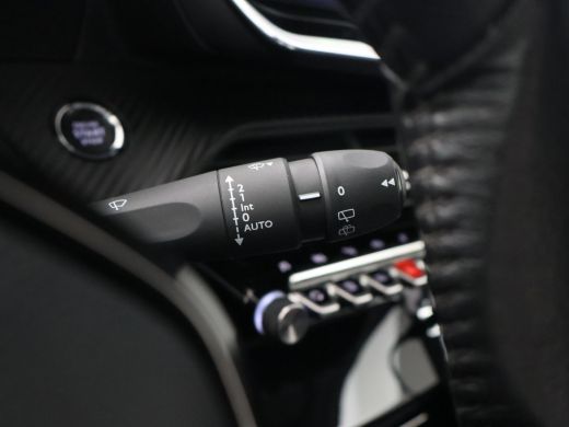 Peugeot e-2008 EV ALLURE 50 kWh + CAMERA | LED | CARPLAY | STOELVERW. ActivLease financial lease