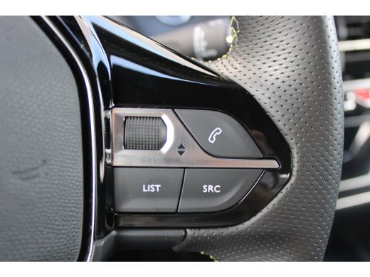 Peugeot e-208 EV GT Pack 50 kWh | Fase 3 laden | Stoelverwarming | Navigatie | Camera | Full LED | Alcantara | ... ActivLease financial lease