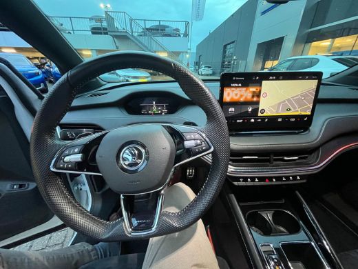 Skoda Enyaq iV 80 Sportline | Apple Carplay/Android Auto | Stuur- Stoelverwarming | Parkeersensoren | 20''L.M. |... ActivLease financial lease
