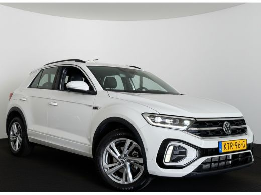 Volkswagen T-Roc TSI 110PK R-LINE SPORT IQ.LIGHT/TREKHAAK/STOEL VERW. ActivLease financial lease