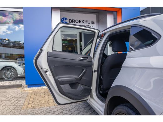 Volkswagen Taigo 1.0 TSI R-Line | Apple Carplay/Android Auto | ACC | 17'' L.M. | Parkeersensoren | Digital Dash | ... ActivLease financial lease