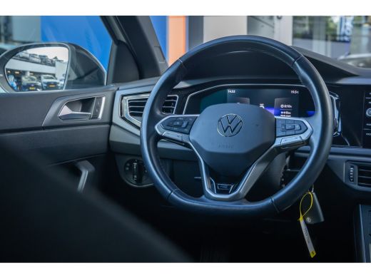 Volkswagen Taigo 1.0 TSI R-Line | Apple Carplay/Android Auto | ACC | 17'' L.M. | Parkeersensoren | Digital Dash | ... ActivLease financial lease