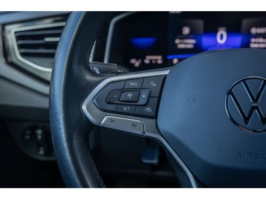 Volkswagen Taigo 1.0 TSI R-Line | Apple Carplay/Android Auto | ACC | 17'' L.M. | Parkeersensoren | Digital Dash | ... ActivLease financial lease