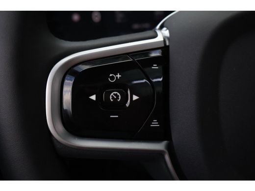 Volvo  V60 T8 Plus Dark | Trekhaak | HUD | Pano | Vapour Grey | ActivLease financial lease