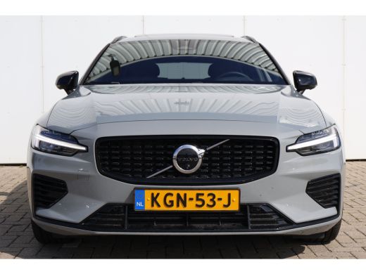 Volvo  V60 T8 Plus Dark | Trekhaak | HUD | Pano | Vapour Grey | ActivLease financial lease