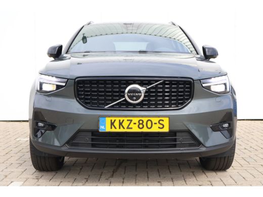 Volvo  XC40 2.0 B4 Plus Dark | Nubuck | Trekhaak | Harman Kardon | Pano | ActivLease financial lease
