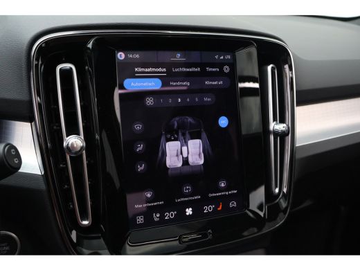 Volvo  XC40 2.0 B4 Plus Dark | Nubuck | Trekhaak | Harman Kardon | Pano | ActivLease financial lease