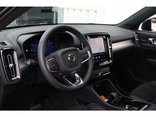 Volvo  XC40 2.0 B4 Plus Dark | Nubuck | Trekhaak | Harman Kardon | Pano | ActivLease financial lease